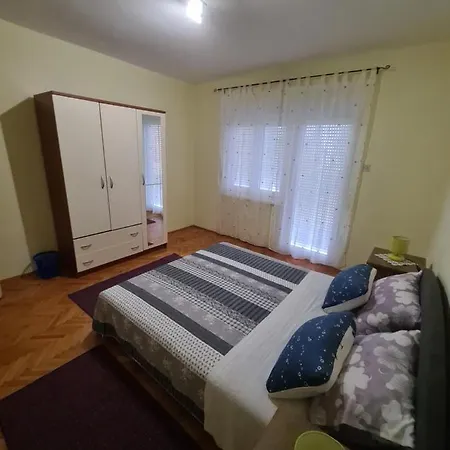 Rosa Rossa 8 Apartment Rovinj